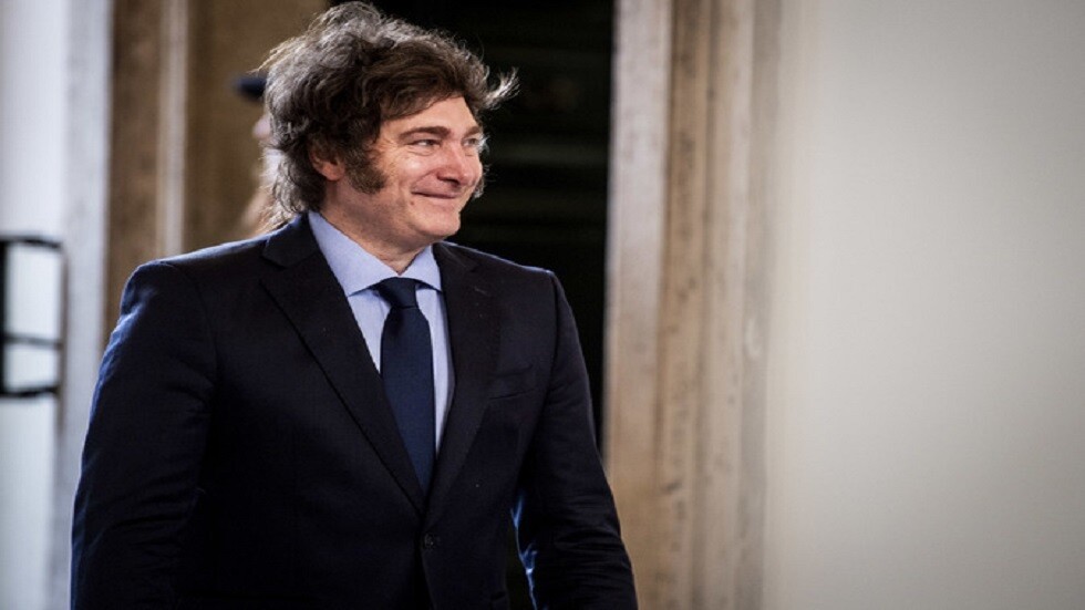 رئيس الأرجنتين يزور مرافق "تسلا" ويلتقي بــ إيلون ماسك في تكساس