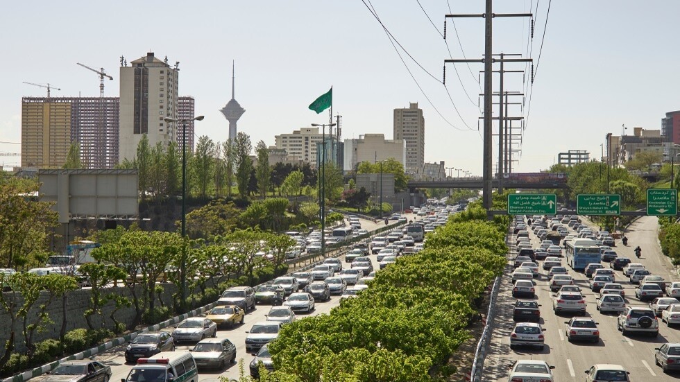 هولندا تغلق سفارتها في طهران وقنصليتها بأربيل على خلفية التوتر بالشرق الأوسط