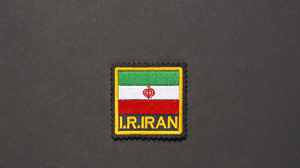 استخبارات الحرس الثوري الإيراني تصدر بيانا تحذيريا بشأن دعم إسرائيل في الفضاء الافتراضي