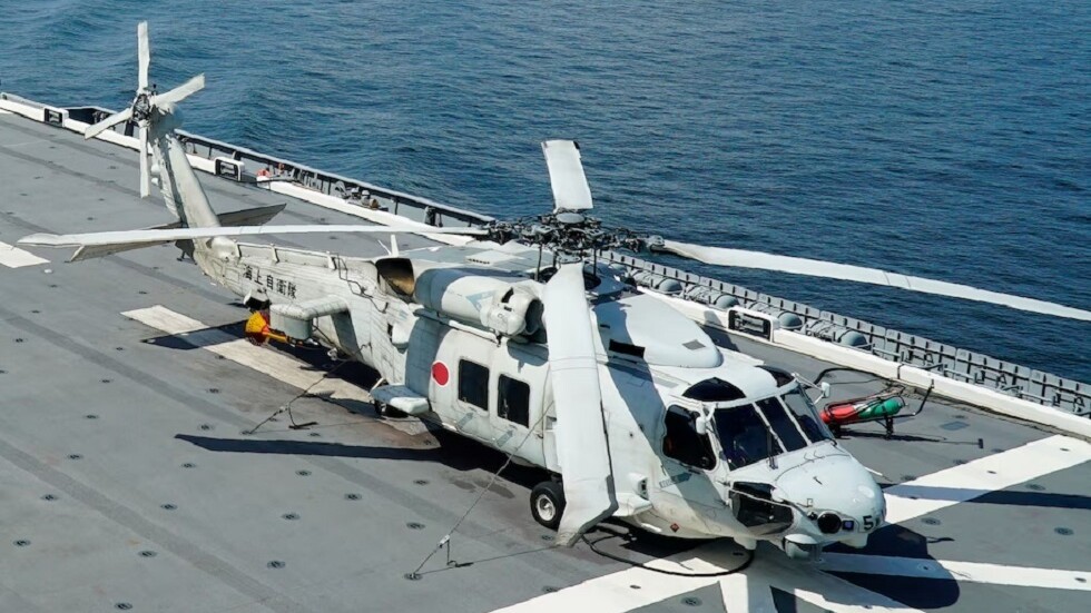 على متنهما 8 أفراد.. تحطم مروحيتين للبحرية اليابانية في المحيط الهادئ أثناء تدريب ليلي