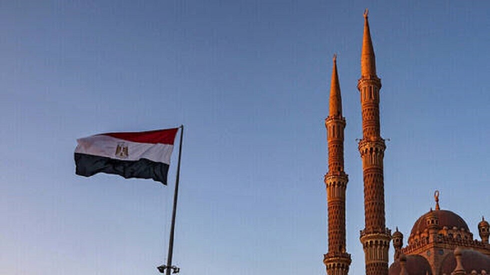 "الحزن ليس مجالا للتريند".. وزير الأوقاف المصري يعلق على ما جرى في جنازة السعدني