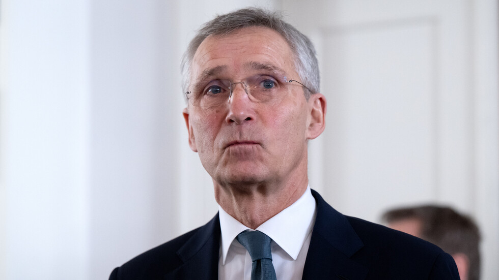 أمين "الناتو" يرد على سؤال عن إرسال مساعدات عسكرية جديدة لكييف بعد فوات الأوان