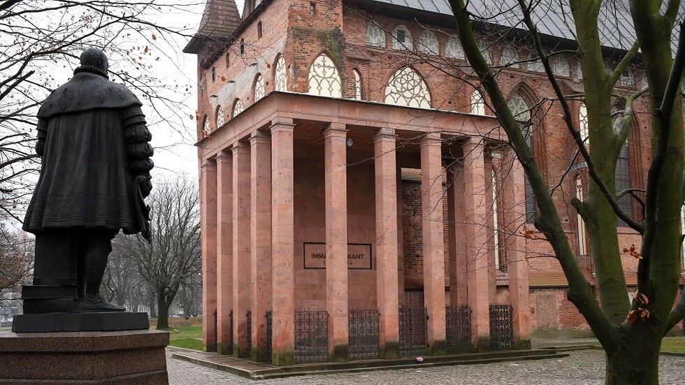 ليسكوف يرد على تصريحات شولتس بخصوص بوتين وكانط   