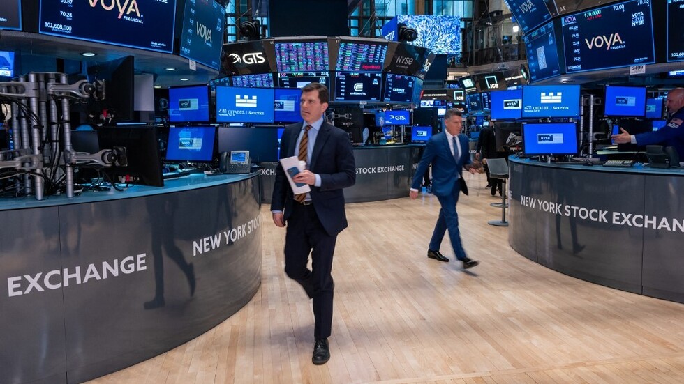 الاقتصاد الأمريكي ينمو 1.6% في الربع الأول من العام بنسبة أقل من المتوقع