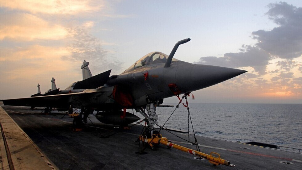 وسائل إعلام: سرقة حقيبة تحتوي على بيانات سرية حول مقاتلات