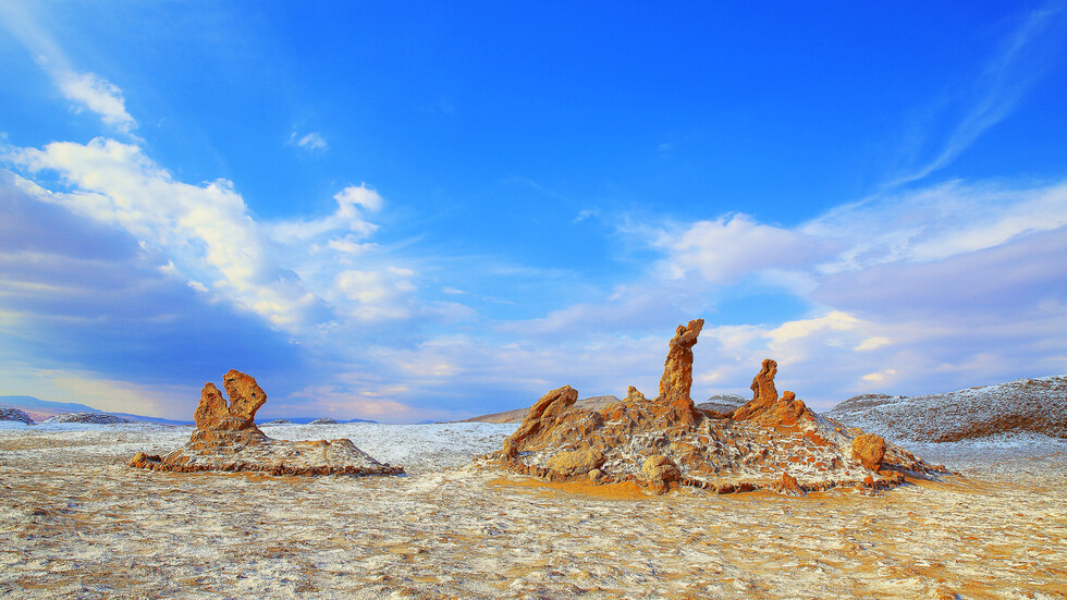 العثور على محيط حيوي "سري" تحت الصحراء الأكثر جفافا في العالم