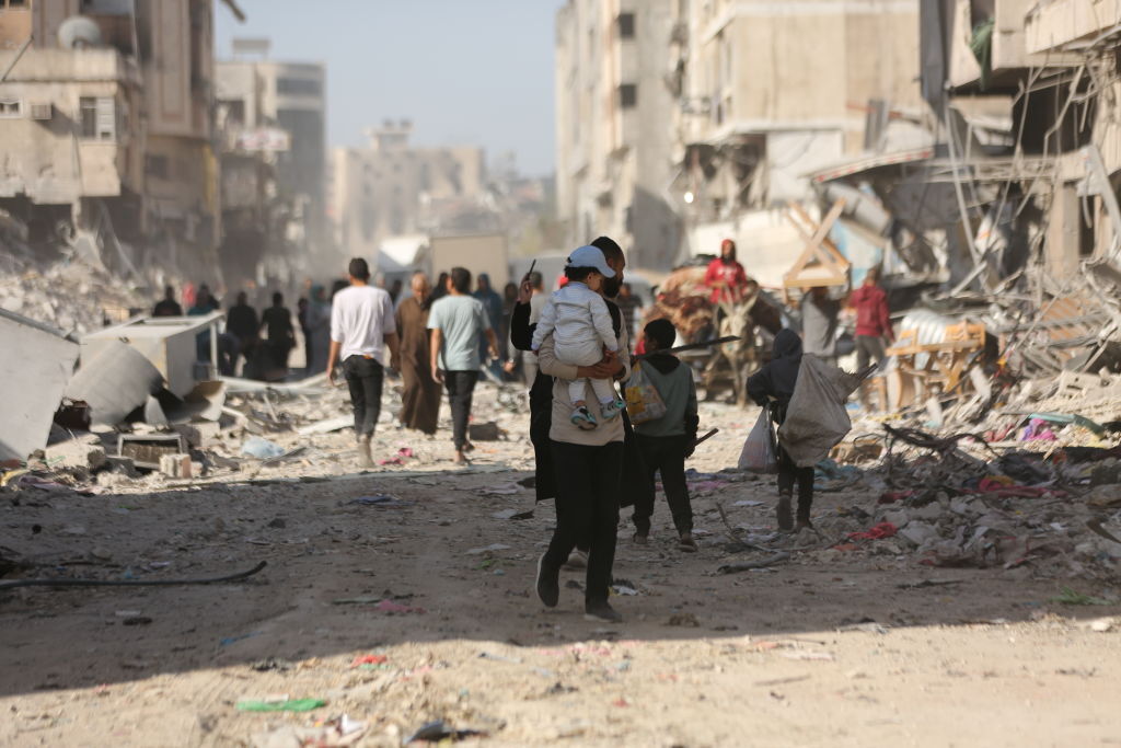 العاهل الأردني والرئيس الإماراتي يبحثان تطورات الوضع في غزة