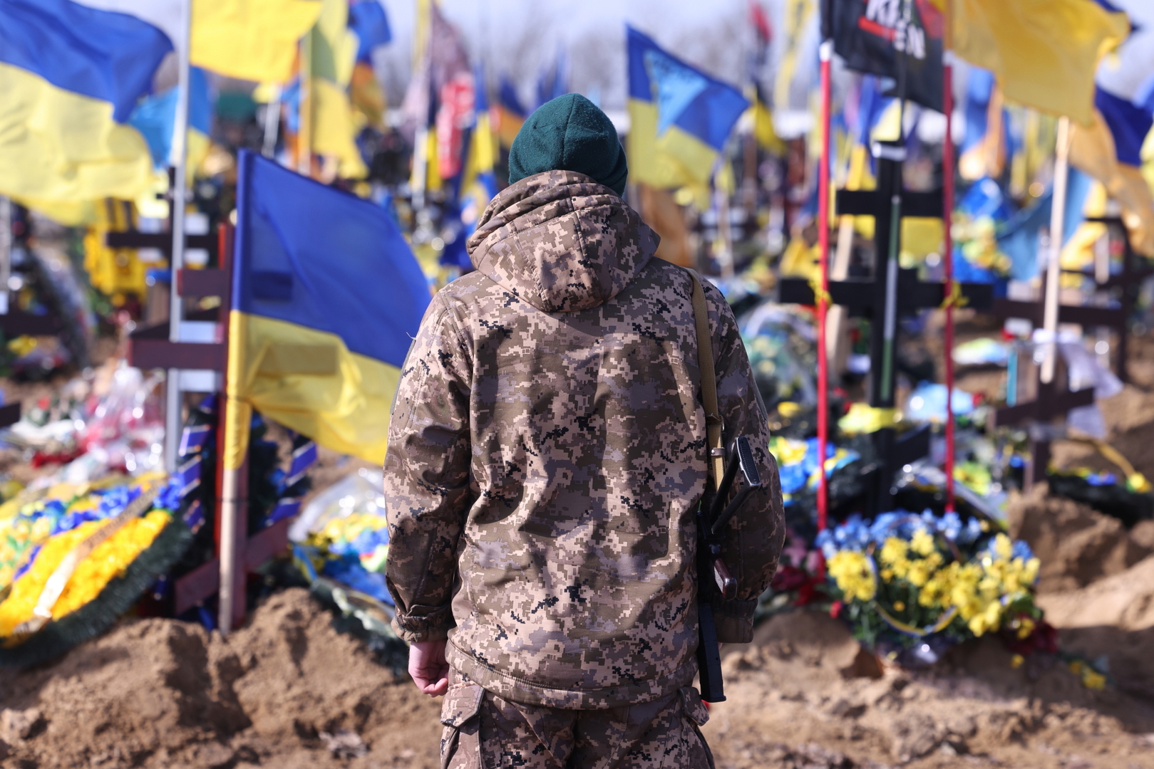 مرتزق أمريكي: نقص الذخيرة لدى قوات كييف يجعل لروسيا "اليد الطولى" في ساحة المعركة