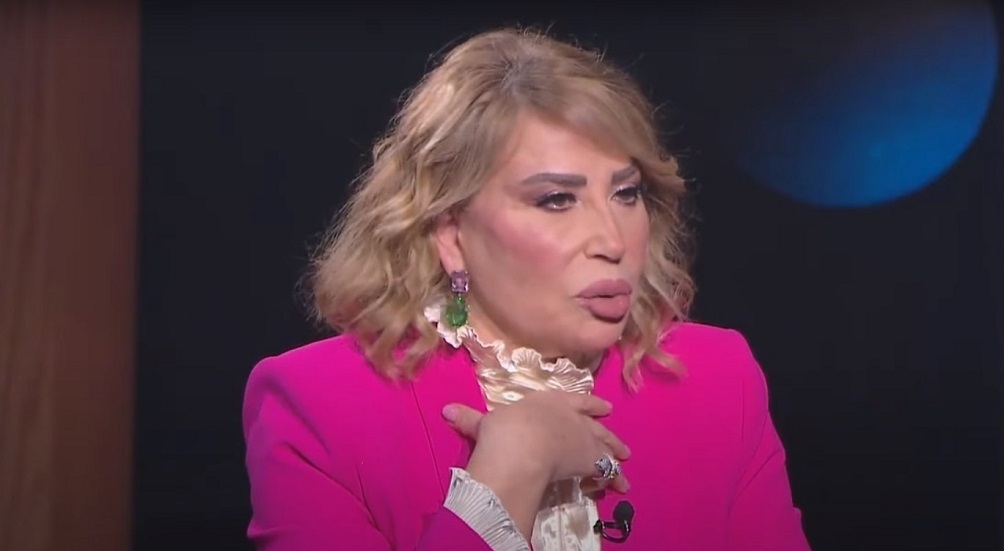 مخرجة مصرية: علاقتي بالله قوية ولن أسحب تصريحي بشأن الحجاب