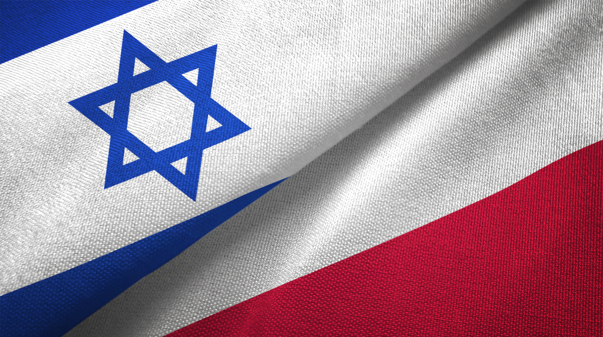 وزير الدفاع البولندي: يجب على السفير الإسرائيلي أن يحني رأسه ويعتذر