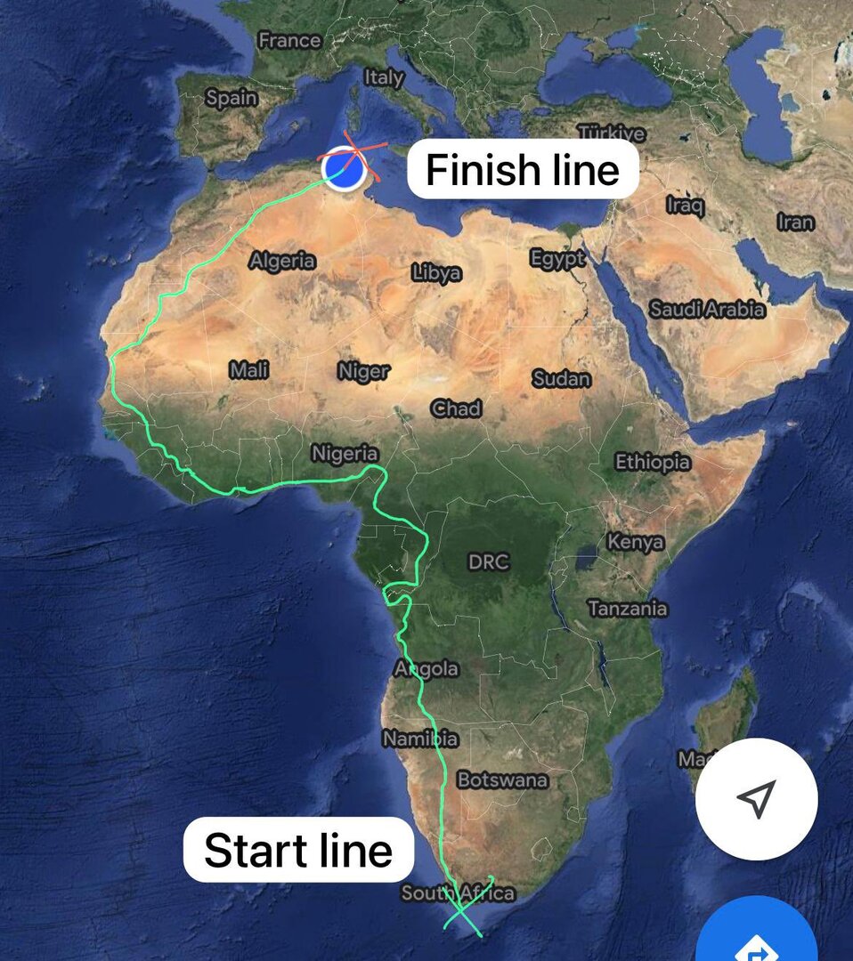 شق القارة بطولها.. مغامر بريطاني يصل أقصى نقطة في إفريقيا ركضا بعد قطعه 16 ألف كم في 352 يوما (صور)