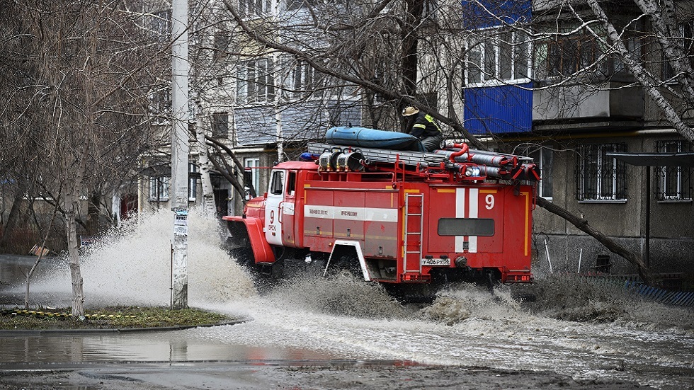 دوي صافرات الإنذار في أورينبورغ وسط استمرار ارتفاع منسوب المياه