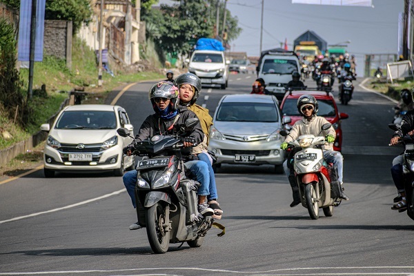 إندونيسيا تتوقع حدوث أكبر حركة تنقلات بشرية جماعية في تاريخ البلاد خلال عيد الفطر