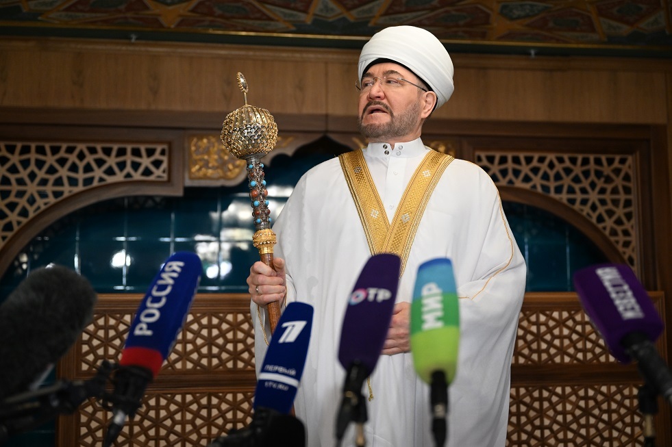 مفتي روسيا يهنئ المسلمين بحلول عيد الفطر