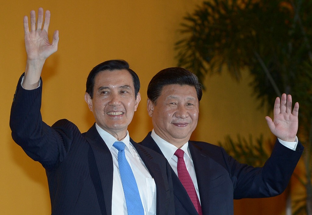 الرئيس الصيني يلتقي رئيس تايوان الأسبق