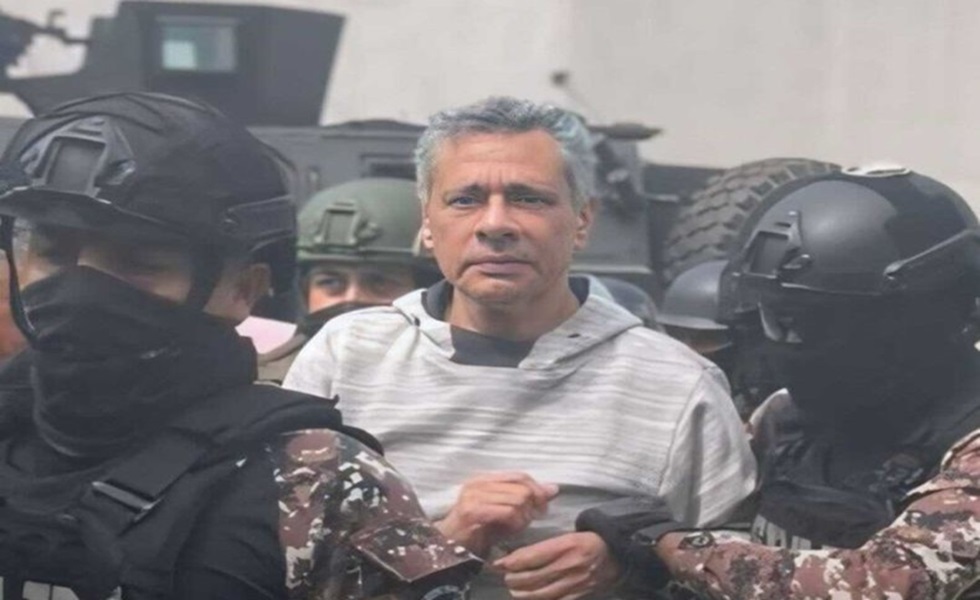الرئيس الإكوادوري السابق يؤكد أن نائبه خورخي غلاس حاول الانتحار