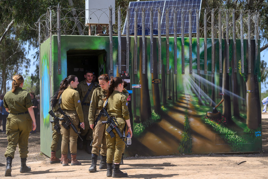 بعد هجمات 7 أكتوبر.. أكثر من 100 مجندة إسرائيلية يرفضن الخدمة في وحدة مراقبة الحدود