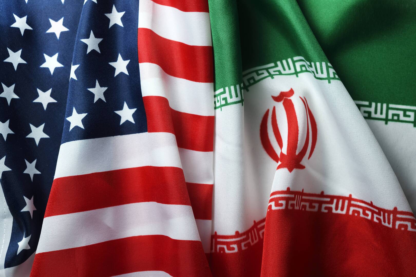رويترز: إيران أبلغت واشنطن بأن ردها على إسرائيل لن يكون تصعيديا