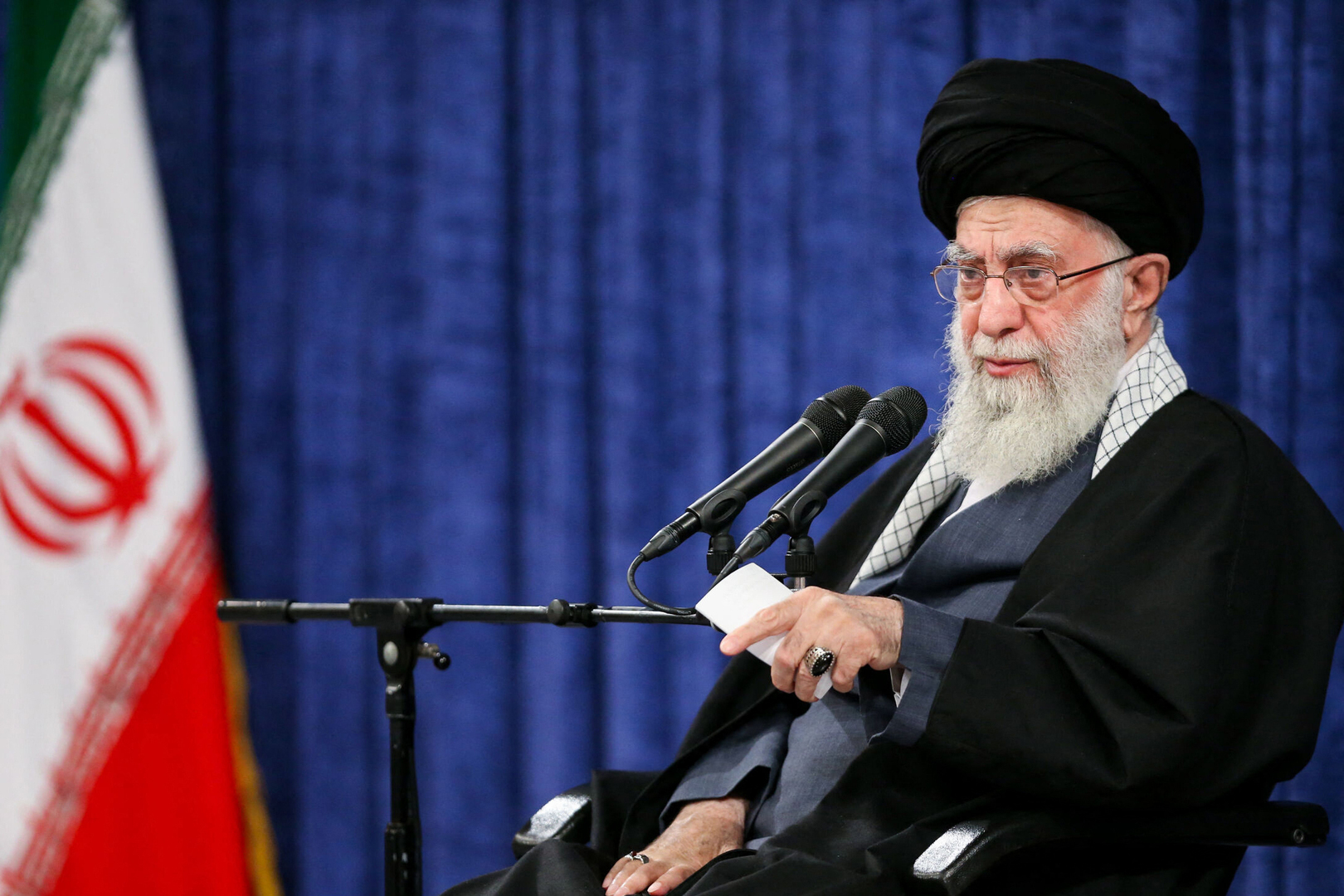 المرشد الإيراني علي خامنئي تعليقا على بدء الهجوم على إسرائيل: ستتم معاقبة النظام الشرير
