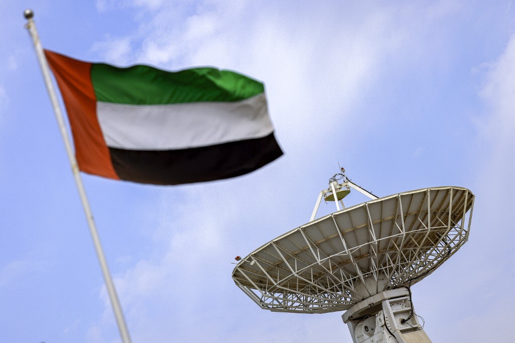 الإمارات تدعو لوقف التصعيد لتجنّب تداعيات خطيرة في الشرق الأوسط