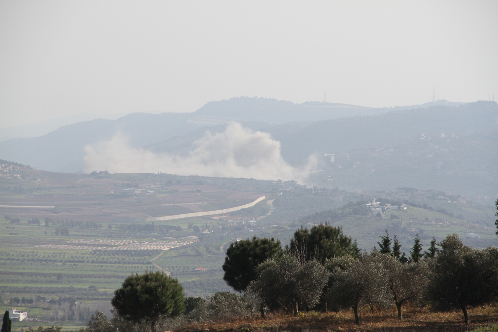 إصابة أربعة جنود إسرائيليين بانفجار على الحدود اللبنانية