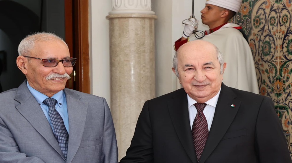 الرئيس الجزائري يستقبل زعيم جبهة البوليساريو (فيديو)