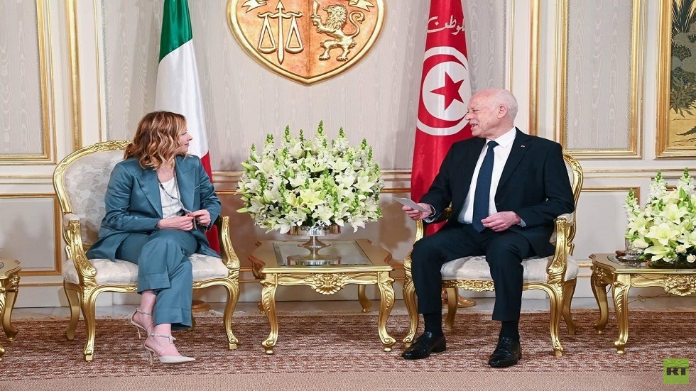 الرئيس التونسي قيس سعيد رفقة رئيسة الوزراء الإيطالية جورجا ميلوني