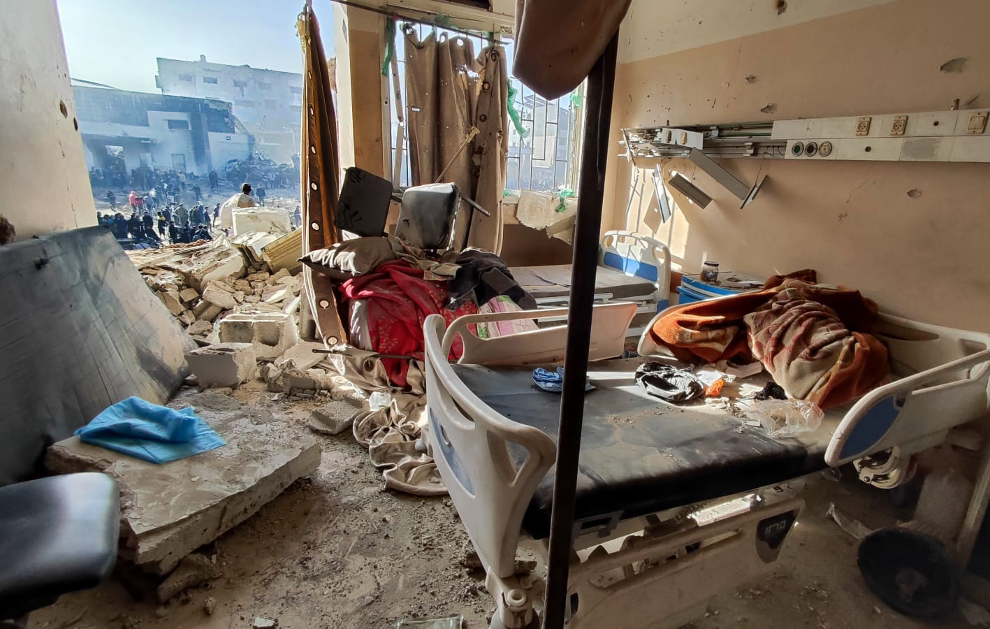 صحة غزة: الجيش الإسرائيلي نفذ إعدامات مباشرة للكوادر الطبية والمرضى بمجمع الشفاء الطبي
