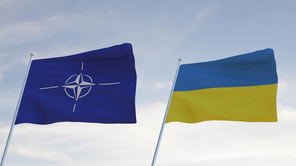 ستولتنبرغ: انضمام أوكرانيا إلى الناتو 