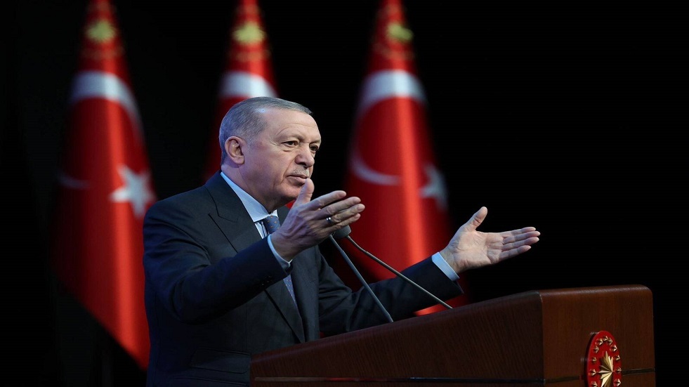 أردوغان يتعهد بمنع إسرائيل من خلط الأوراق و
