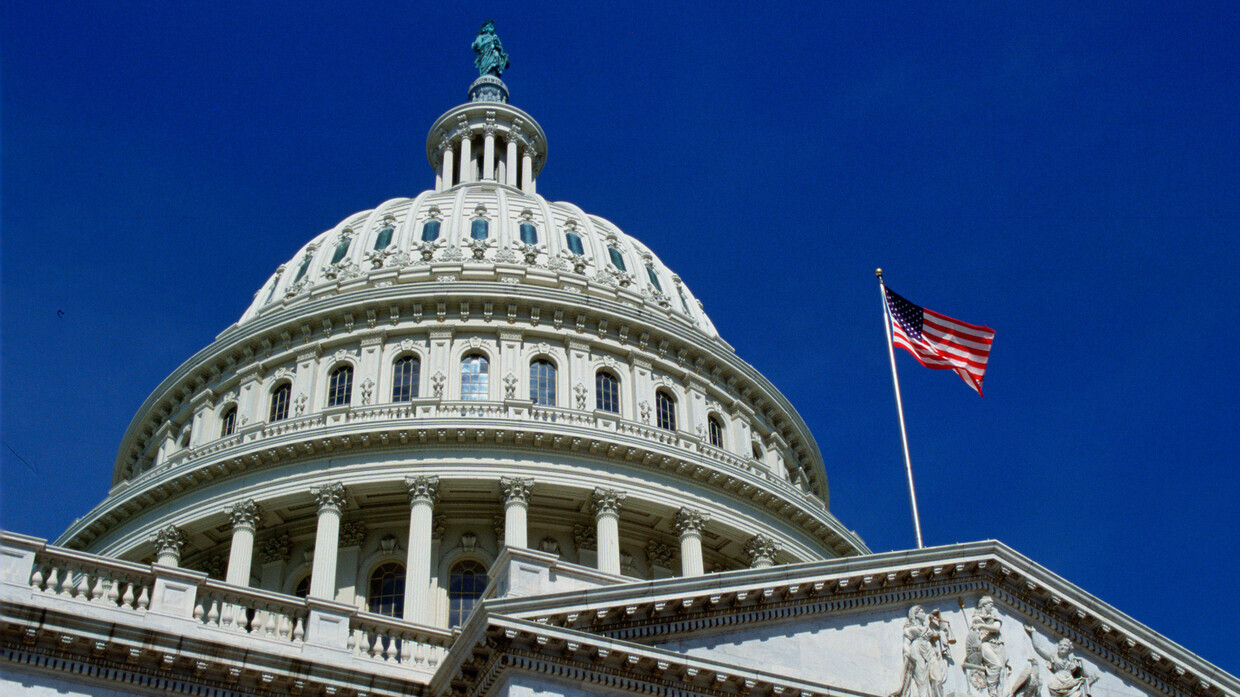 مجلس النواب الأمريكي يعتمد مشروع قانون حول تقديم مساعدات إضافية لأوكرانيا