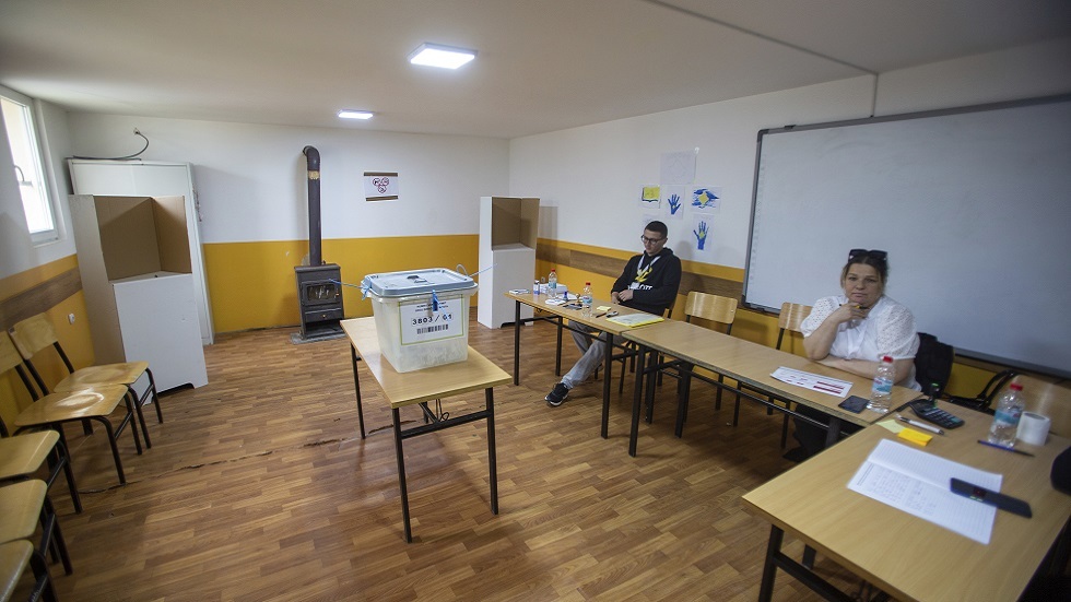 ائتلاف الحزب الحاكم في صربيا يعلن تحقيق نصر ساحق في الانتخابات البلدية