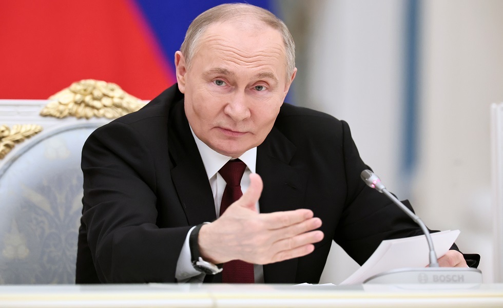 بوتين يدعو الدول المهتمة للمشاركة في إنشاء طريق 