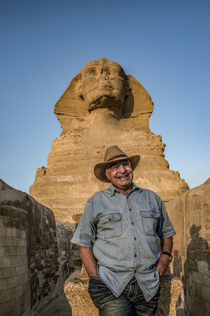 عمل في مصر 50 عاما.. تفاصيل عالم الآثار الإسرائيلي الذي عاش في مصر ينقب عن تاريخ اليهود