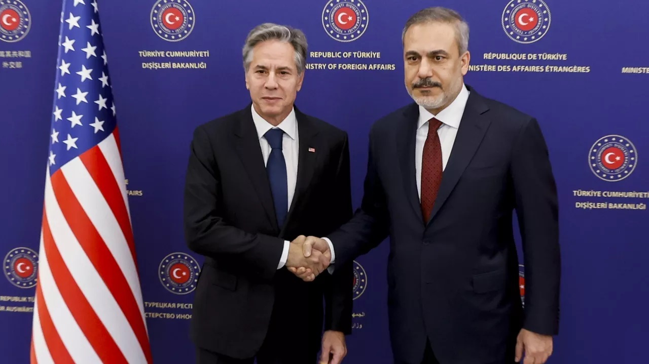 وزير الخارجية التركي هاكان فيدان ونظيره الامريكي أنتوني بلينكن