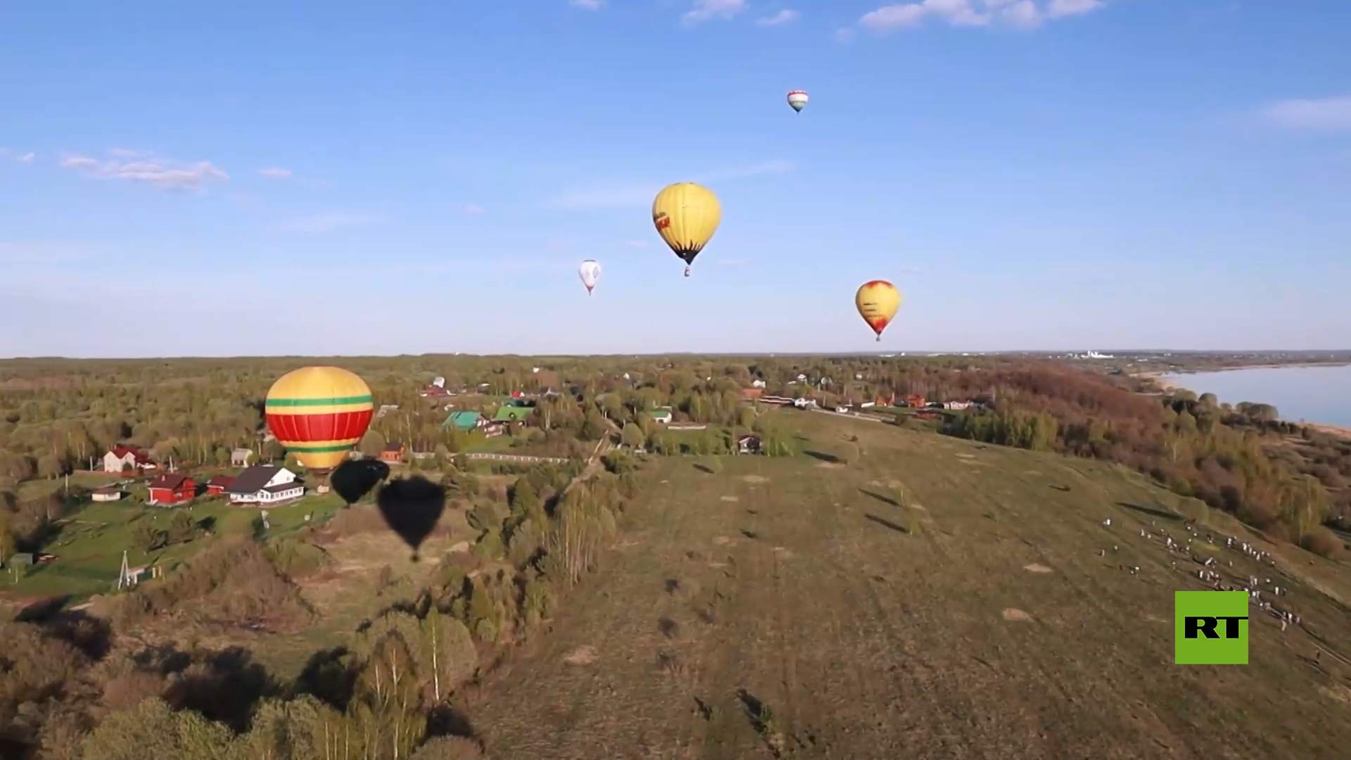 بالفيديو.. مهرجان البالونات الطائرة في  بيرسلافل-زالسكي الروسية