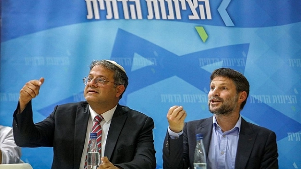 لابيد مهاجما بن غفير ونتنياهو: إسرائيل تحولت إلى رهينة بيد مجانين عديمي المسؤولية