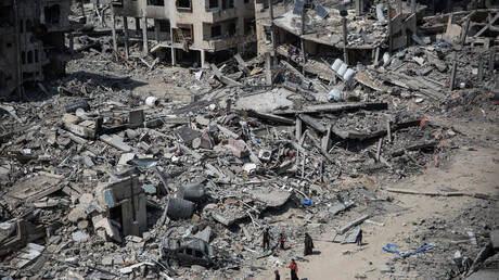 آثار الدمار في مدينة غزة، شمال القطاع، 2 أبريل 2024