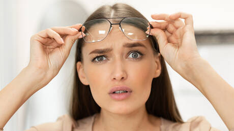 هل تجعل النظارات الطبية بصرك أسوأ؟