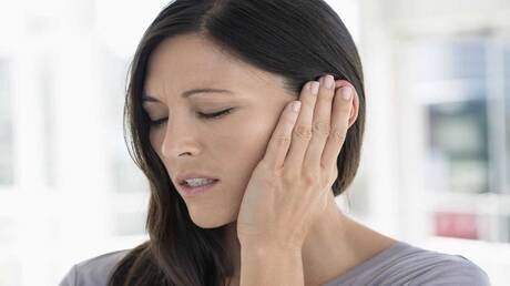 الأسباب الرئيسية لطنين الأذن