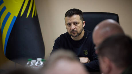 زيلينسكي يعترف بأن الأوكرانيين باتوا مرهقين من النزاع