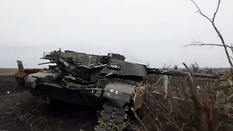 "نيويورك تايمز": روسيا دمرت 5 دبابات "أبرامز" أمريكية تستخدمها قوات كييف