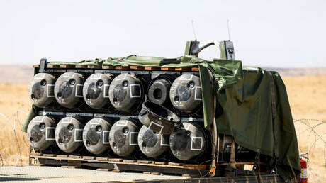 رويترز: أمريكا تعد حزمة مساعدات عسكرية بقيمة مليار دولار لأوكرانيا