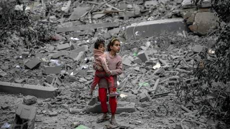 الأمم المتحدة: حجم الأنقاض في غزة يقدر بنحو 37 مليون طن وتحتاج 14...