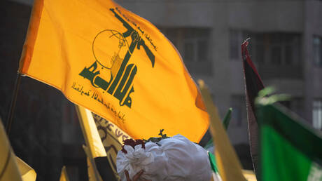علم "حزب الله" يرفرف في الجامعات الأمريكية 
