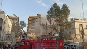 التلفزيون الإيراني: ارتفاع عدد قتلى الهجوم على القنصلية الإيرانية في دمشق إلى 13 بينهم 6 سوريين