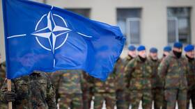 وزراء خارجية الناتو يبحثون إرسال بعثة غير عسكرية لأوكرانيا