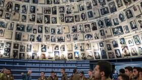 الناجون من المحرقة في إسرائيل يتلقون 