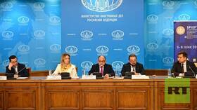 سفراء أكثر من 50 دولة يحضرون عرضا تقديميا لمنتدى بطرسبورغ الاقتصادي الدولي