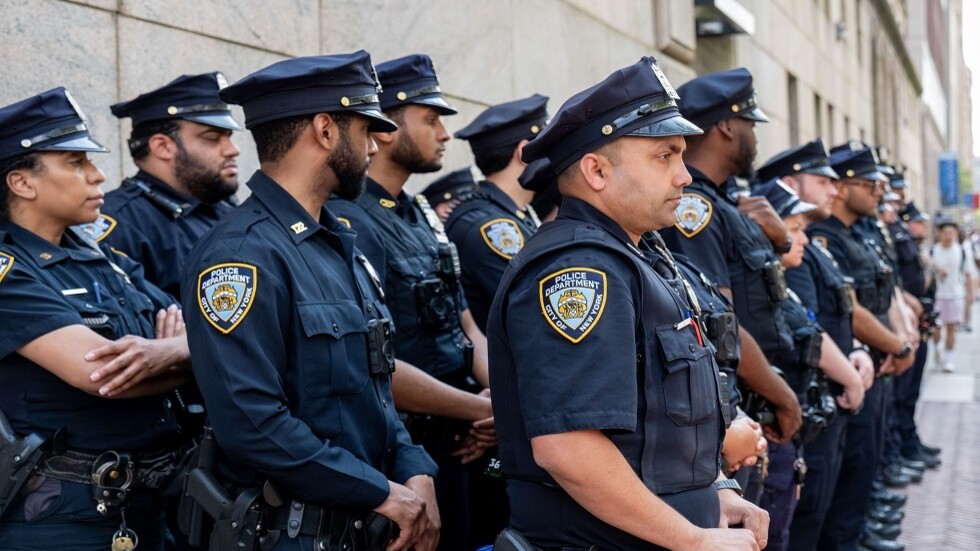 جونسون يتعهد بـ